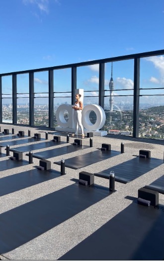 Alo yoga etkinlik